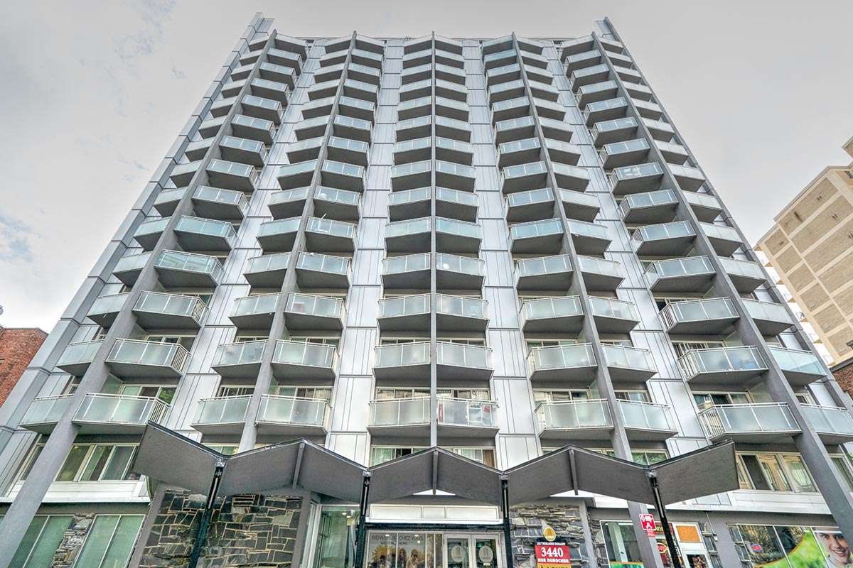 1 Bdrm Available At 3440 Durocher Street, Montreal - 3440 Durocher Street, Montréal