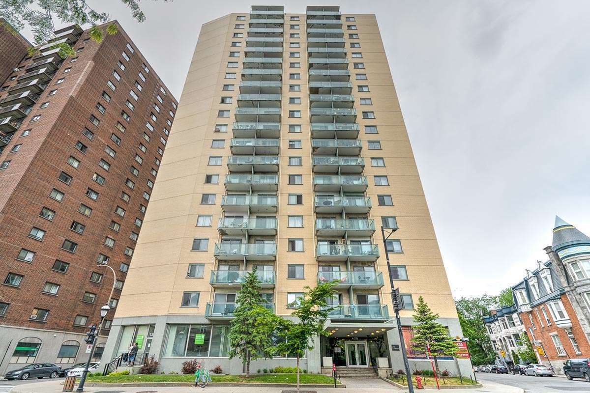 Jr. 1 Bdrm Available At 135 East Sherbrooke Street, Montreal - 135 East Sherbrooke Street, Montréal