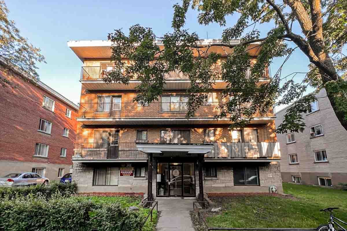 1 Bdrm - 2775-2950 Barclay, 6510-6725 Darlington, 3135-3175 Chemin Bedford, 6690 Chemin Hudson, 2665-3990 Goyer - 2775-2950 Barclay, 6510-6725 Darlington, 3135-3175 Chemin Bedford, 6690 Ch, Montréal