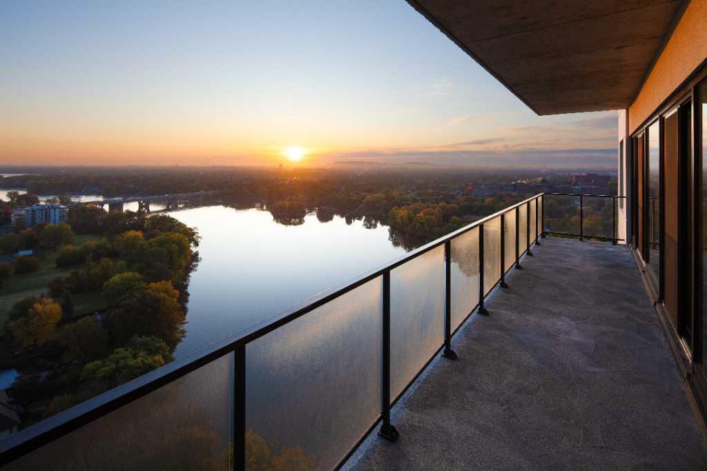 Équinoxe Lévesque | Condo haut de gamme 4 1/2 et 5 1/2 à Louer | Laval