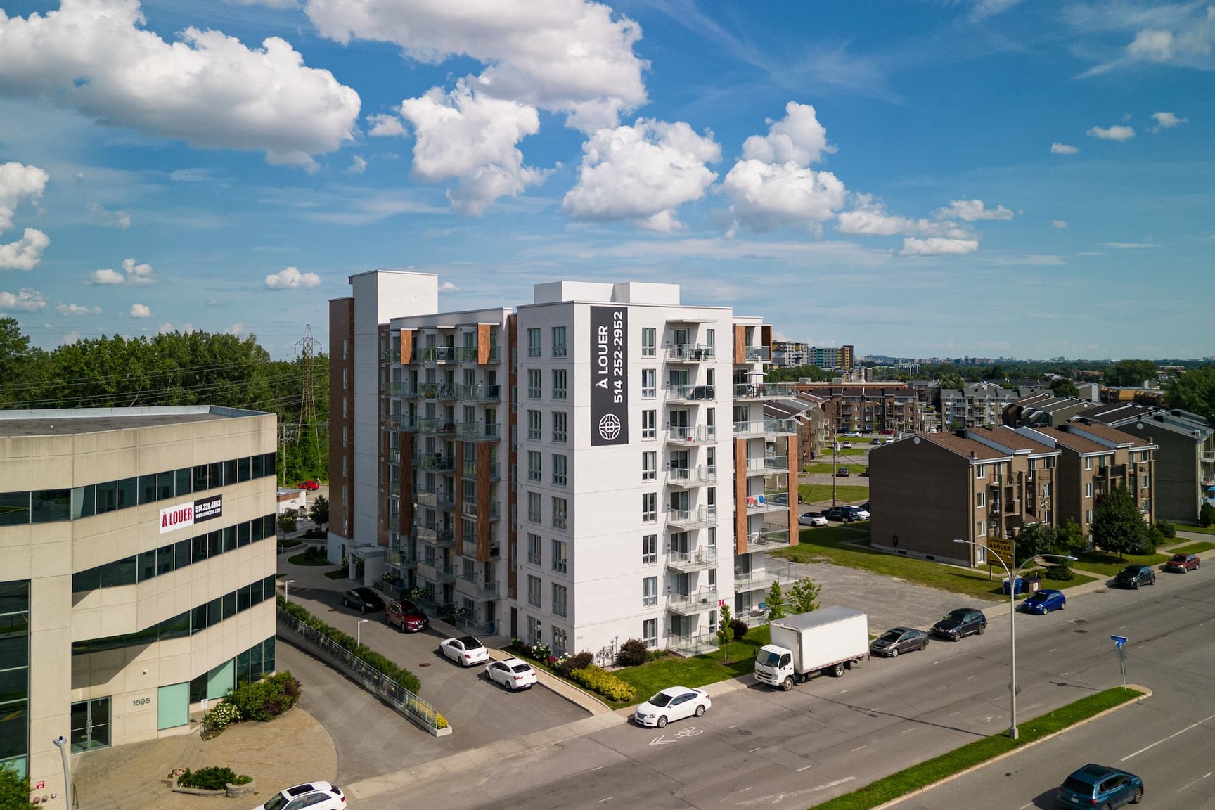 2 Bdrm Available At 1555 Boul. Laval, Laval - 1555 Boul. Laval, Laval