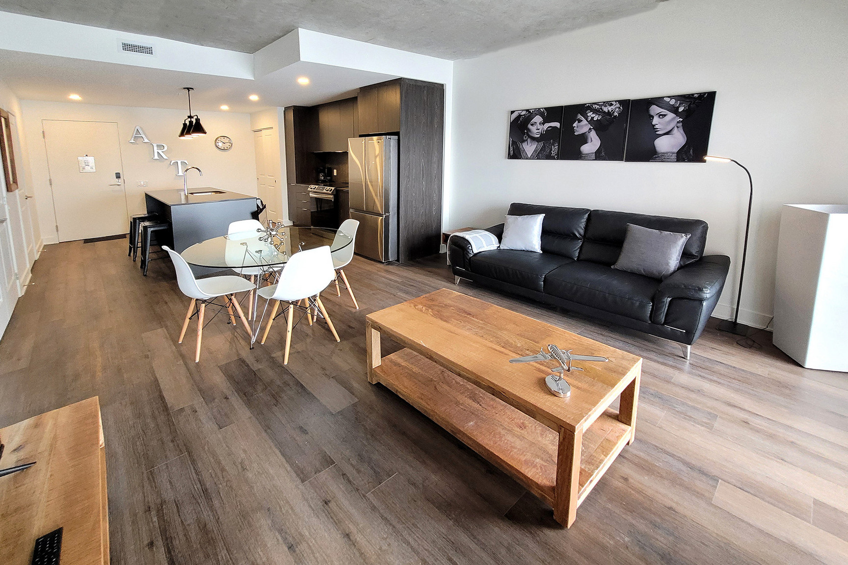 1 Bedroom - 3980 St-Elzéar Ouest, Montréal