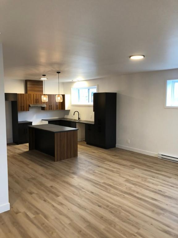 Logement avec garage à louer à Cowansville