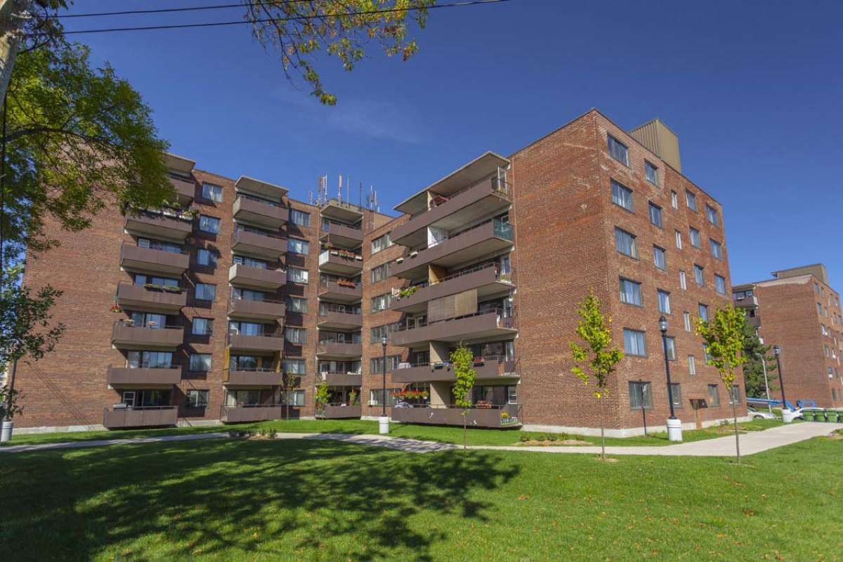 2 Bdrm Available At 455 Racine Avenue, Dorval - 455 Racine Avenue, Dorval