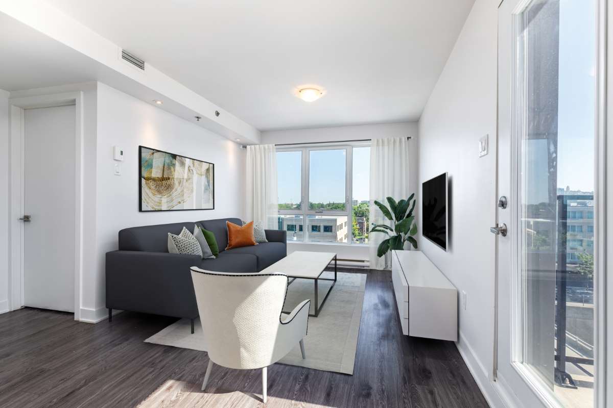 Jr. 1 Bdrm Available At 6500 Decarie Blvd, Montreal - 6500 Decarie Blvd, Montréal