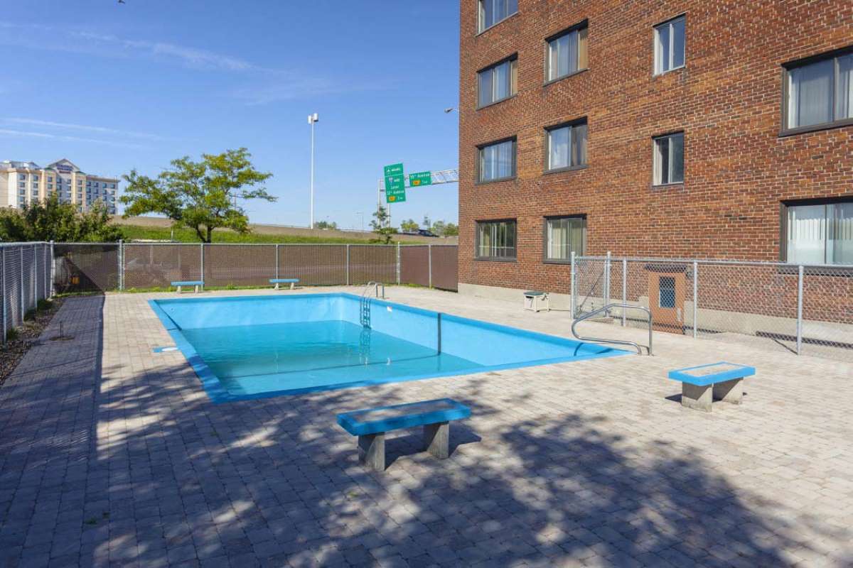 2 Bdrm Available At 455 Racine Avenue, Dorval - 455 Racine Avenue, Dorval