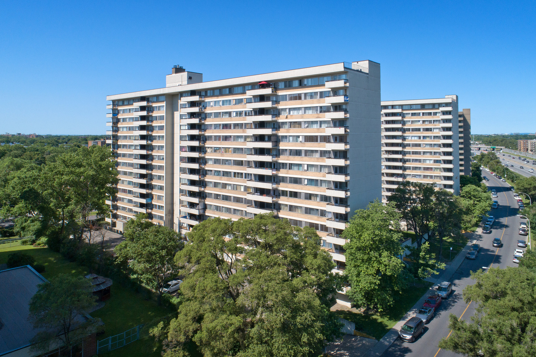 135 - 1015 - 135 Boulevard Deguire, Saint-Laurent