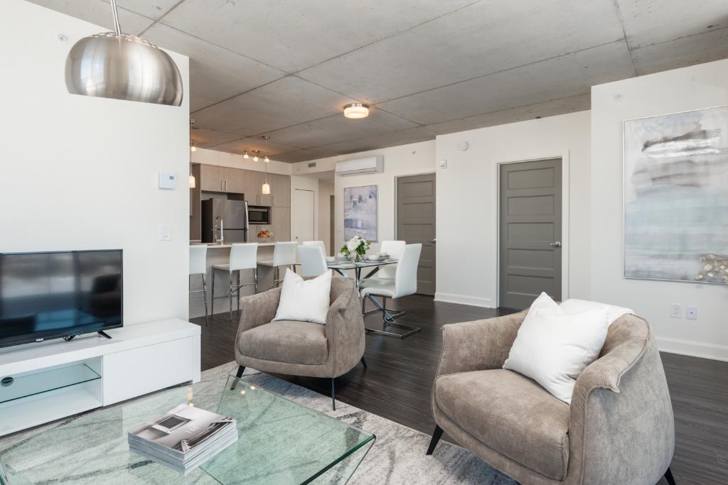 Superbe condo 5-1/2 (3 chambre / salle de bain + salle d'eau) à louer dans Laval