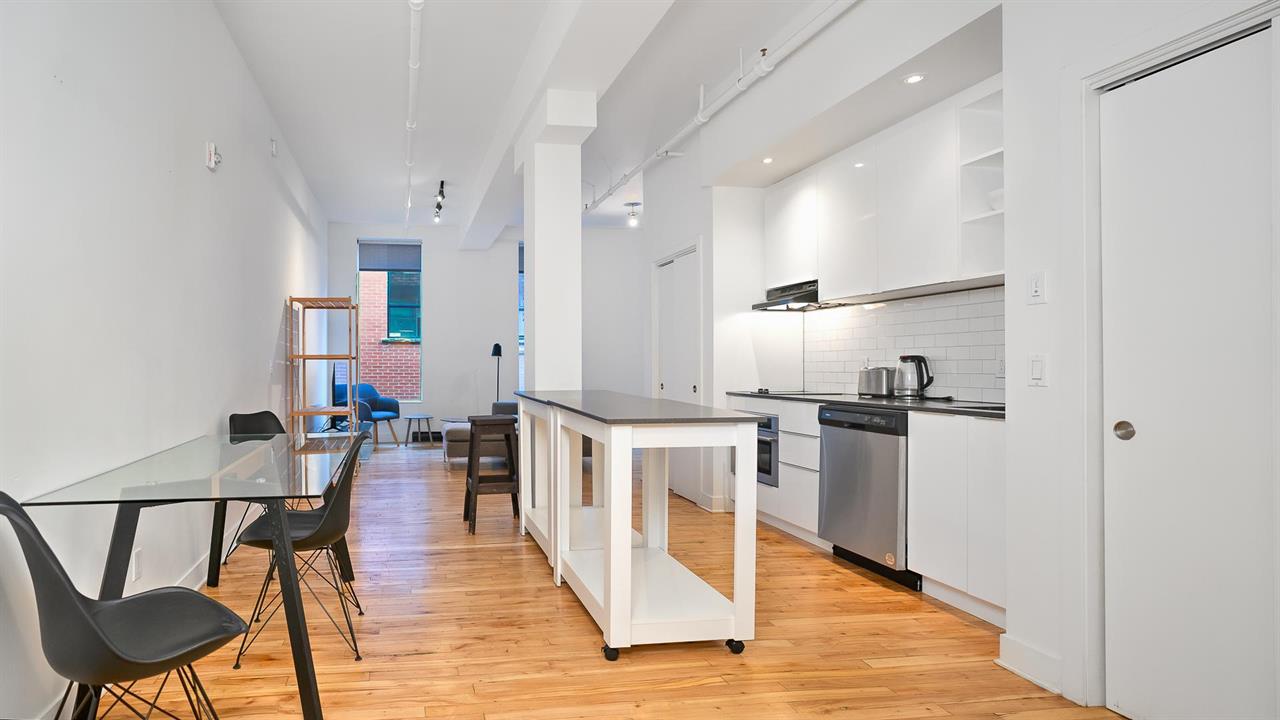 #205, Furnished Loft - 4521 Ave Clark, Montréal