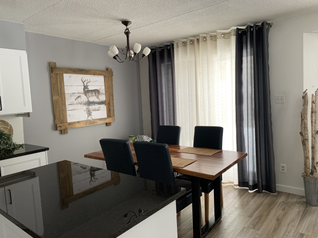 Condo Meublé, 4½ St-Sauveur, 3 à 6 Mois