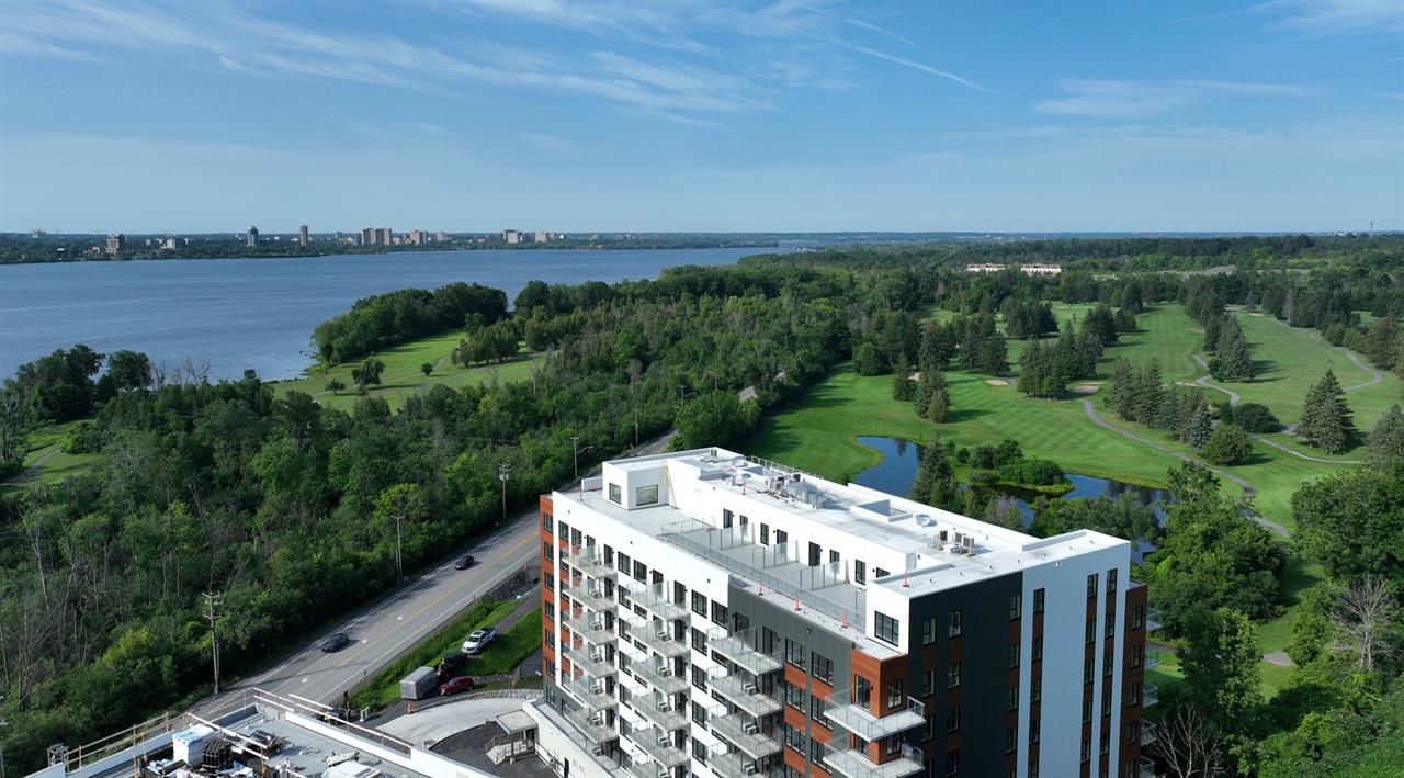 2 Bed / 2 Bath + Loft PENTHOUSE - 62 Bd De Lucerne, Gatineau