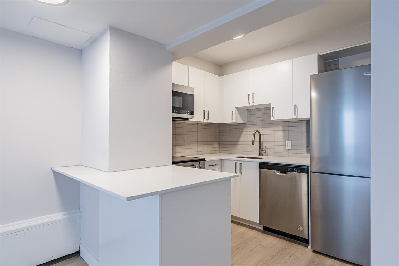 Renovated 2 Bedroom Unit - Downtown Montreal - 2121 Tupper Street, Montréal