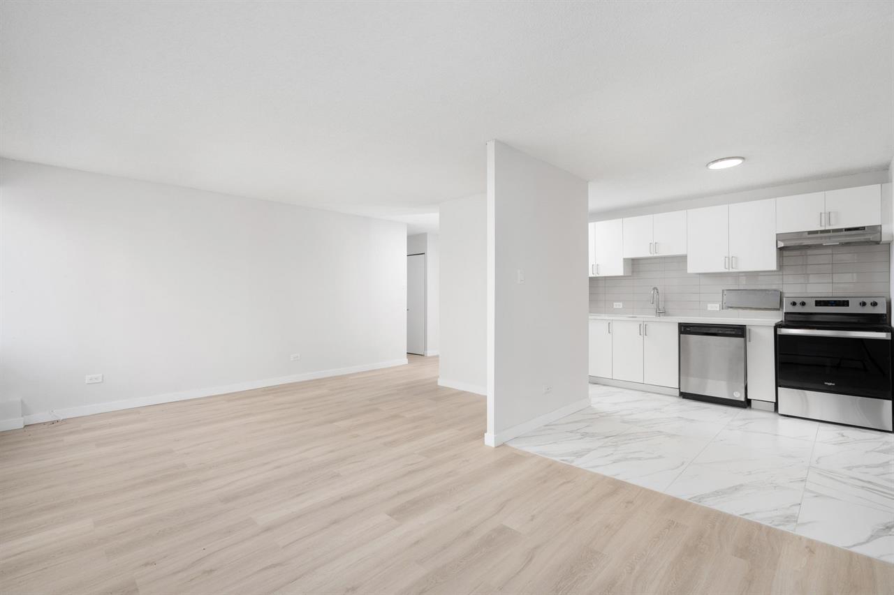 Sunny And Spacious 1 Bedroom Apartment - Saint Laurent - 135 Boulevard Deguire, Saint-Laurent