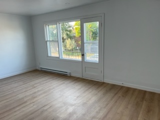 1 Bedroom - 8436 Avenue Des Rapides, Montréal, QC, Montréal