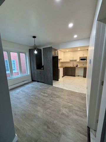 Saint-Hyacinthe – Joli appartement 5 1/2 à louer – 3 chambres – Rénové 2024