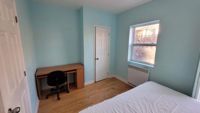 1 CH - 1 SDB - Montréal - $880 /mo