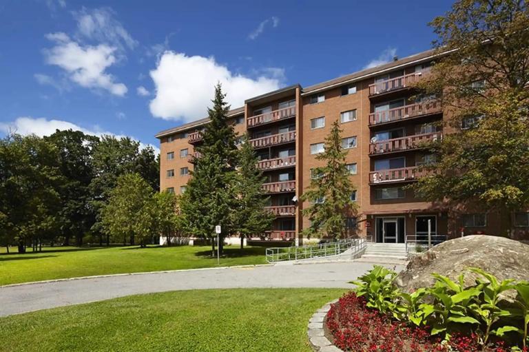 1 CH - 1 SDB - Gatineau - $1,395 /mo