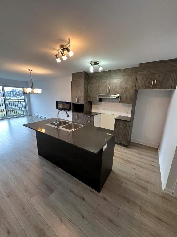 2 CH - 1 SDB - Laval - $1,750 /mo