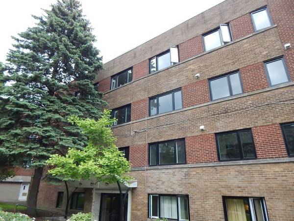 Bright & Spacious 3-bedroom apartment for rent in Cote-des-Neiges