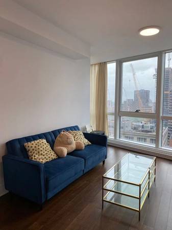 Huge 3.5 in Montreal Downtown FULLY FURNISHED