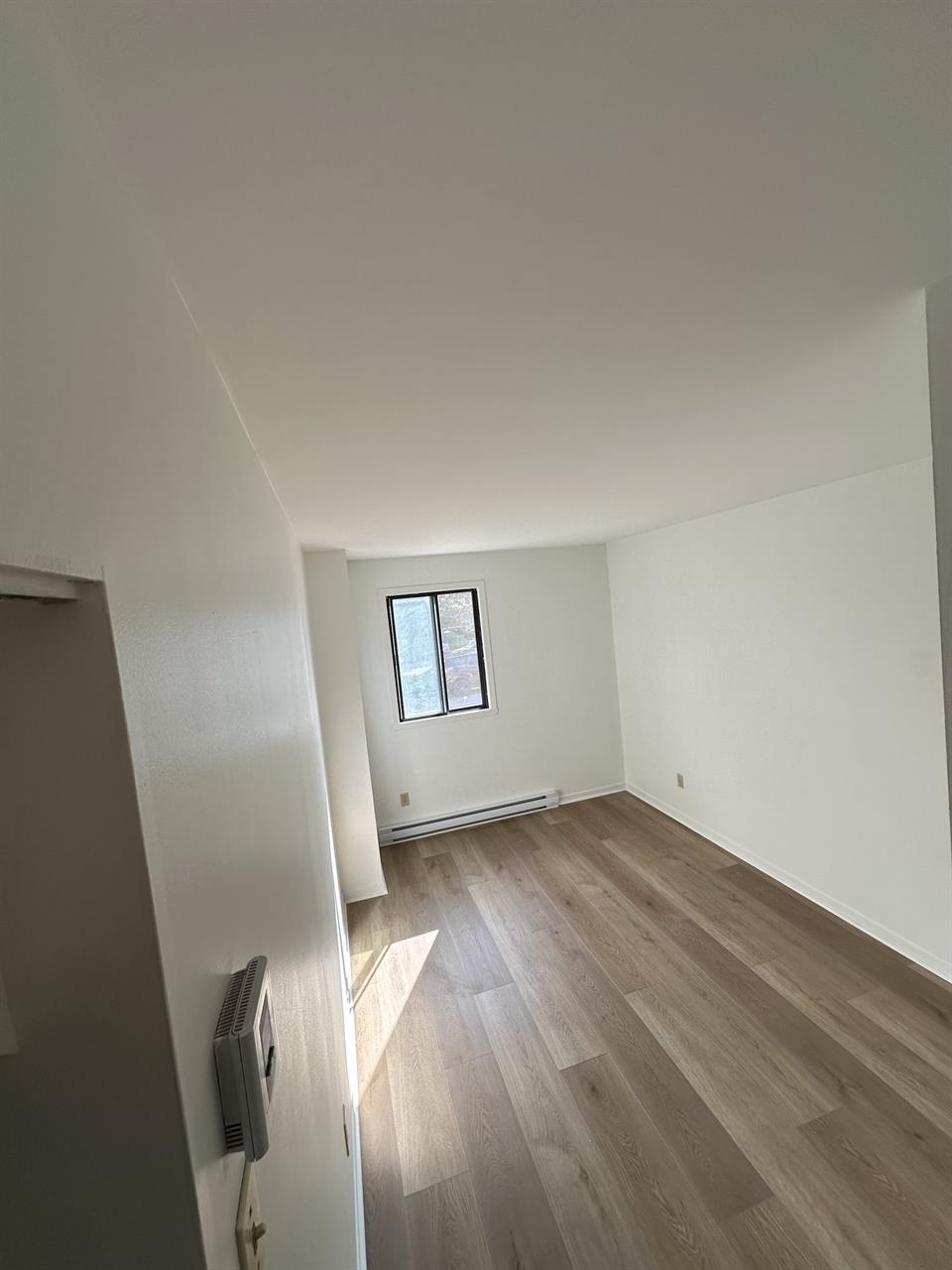 Montréal – Ahuntsic-Cartierville – Appartement 4 1/2 à louer entièrement rénové