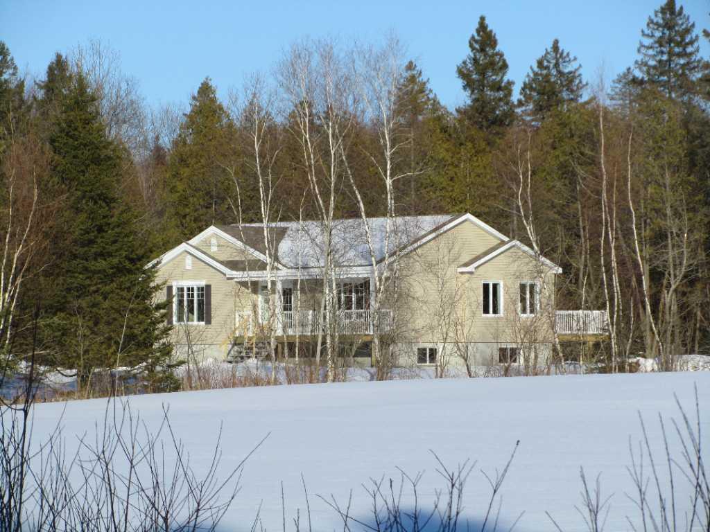 maison a louer dans la compagne vers sherbrooke