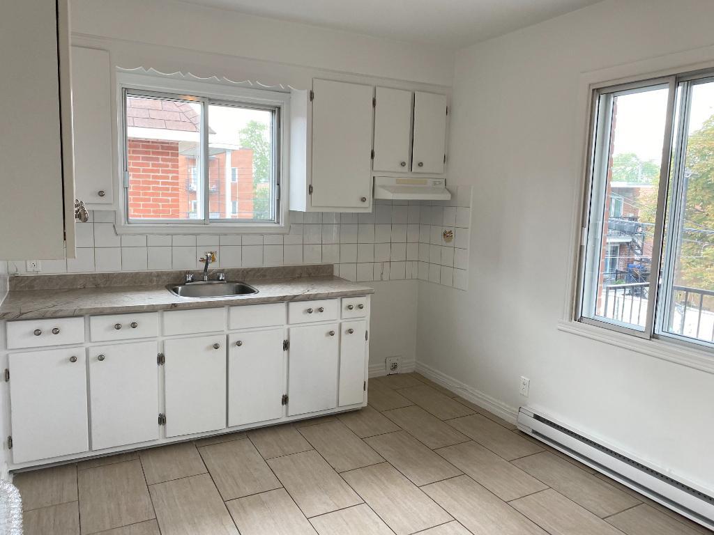 Spacious 3 ½ MTL-North : renovated & well-maintained, 2nd floor