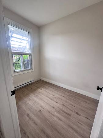 2 Bedroom Apartment newly beautiful renovated