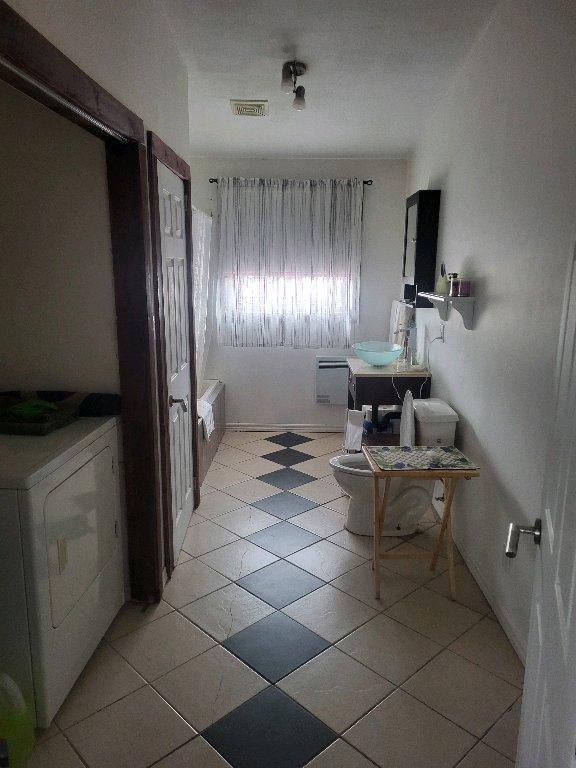 logement 4 1/2 St-Alexis des Monts