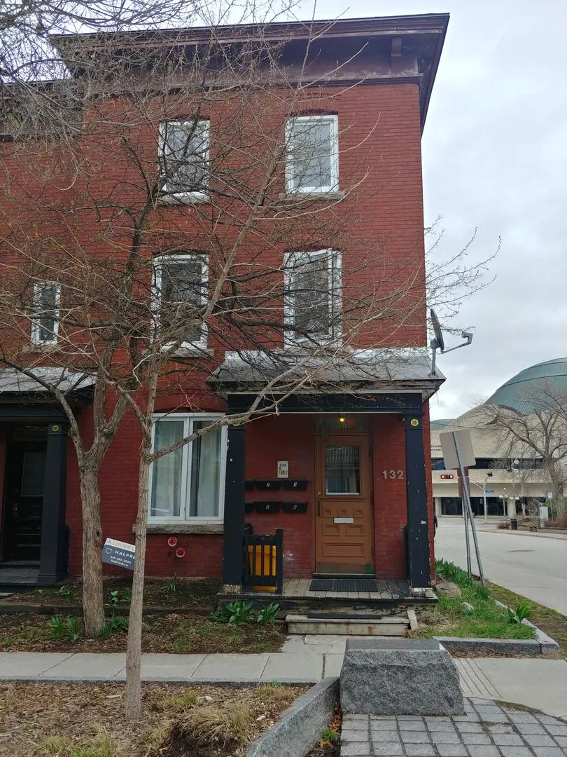 (Gatineau) 132 Rue De Notre-Dame-De-I'île 2