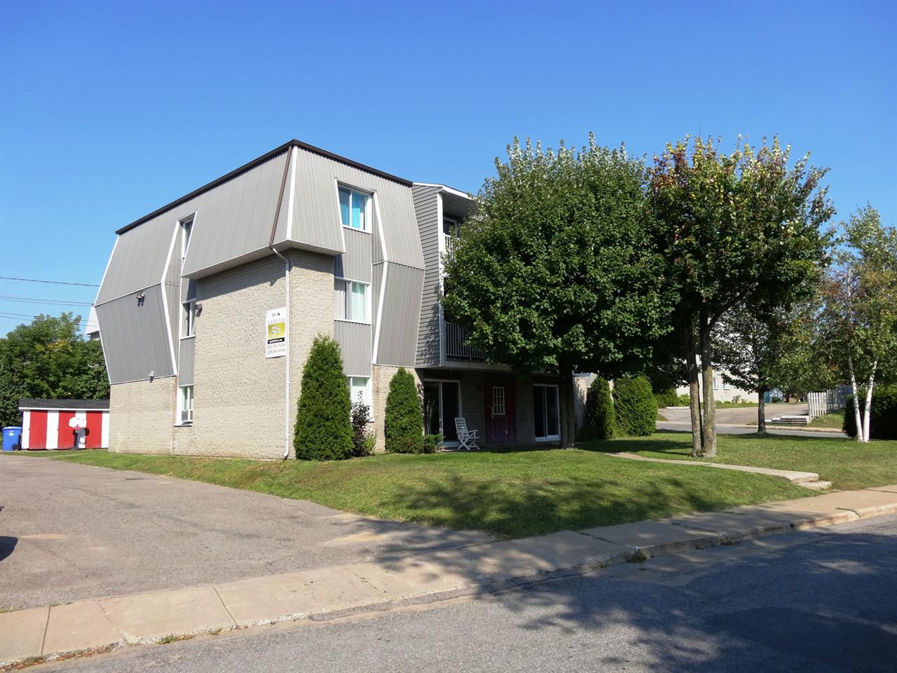 5 1/2 - 380 RUE CHAPAIS, Trois-Rivieres