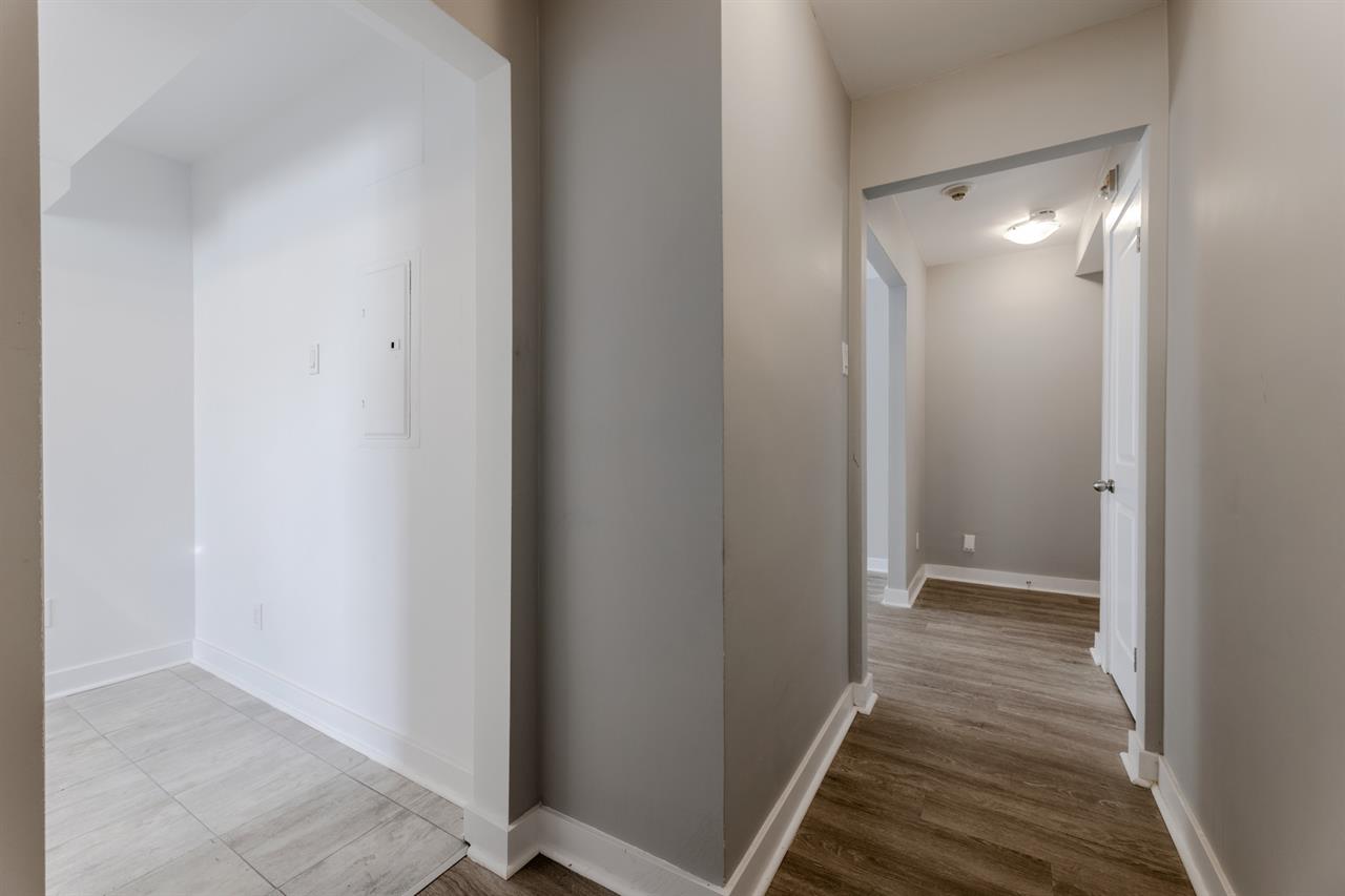 4 1/2 For Rent - 1285 Decarie Street, Saint-Laurent