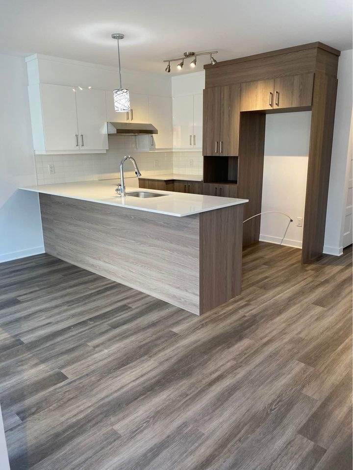 2 CH - 1 SDB - Laval - $1,800 /mo