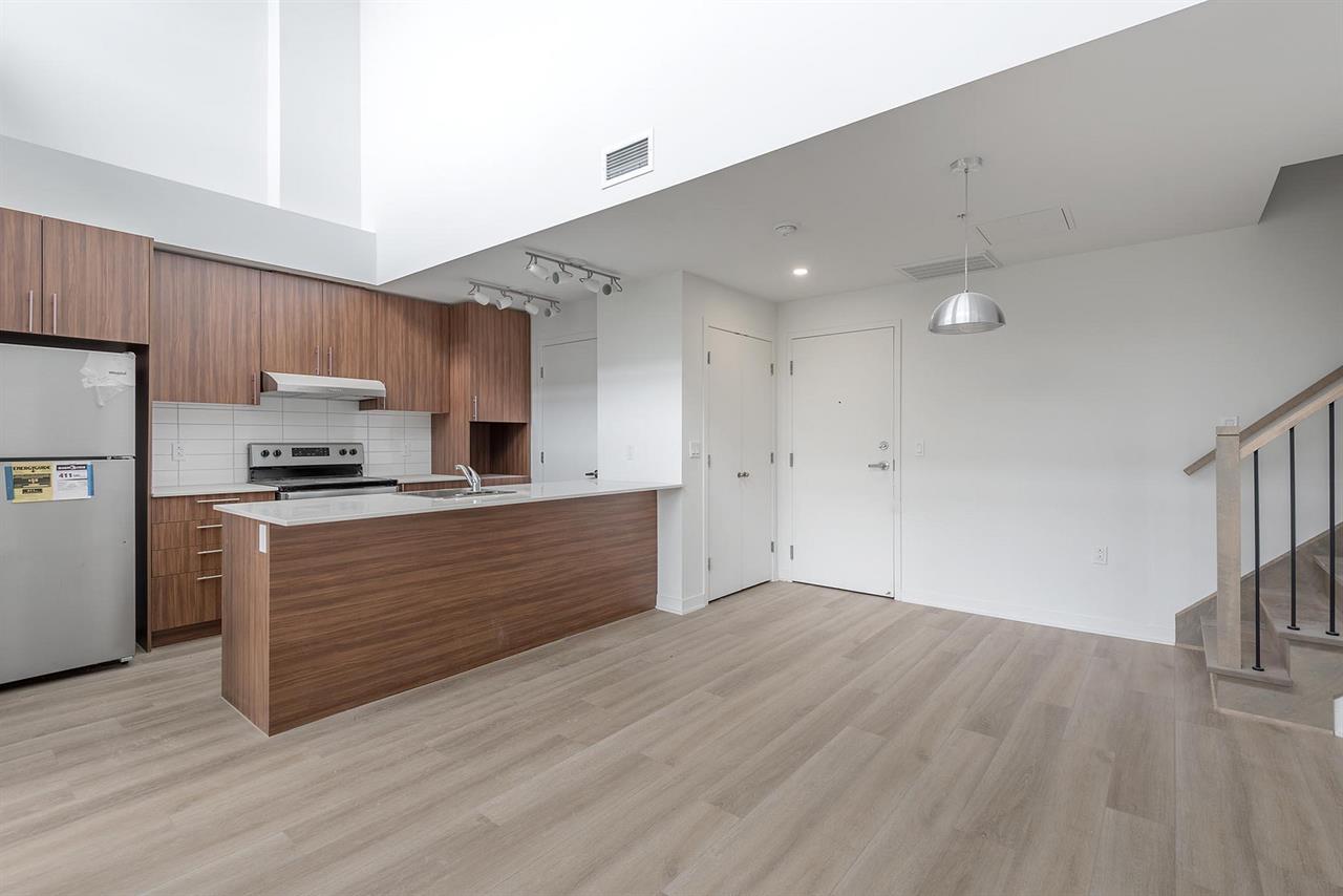 2 Bedroom - 60 Place De La Cote Vertu, Montréal