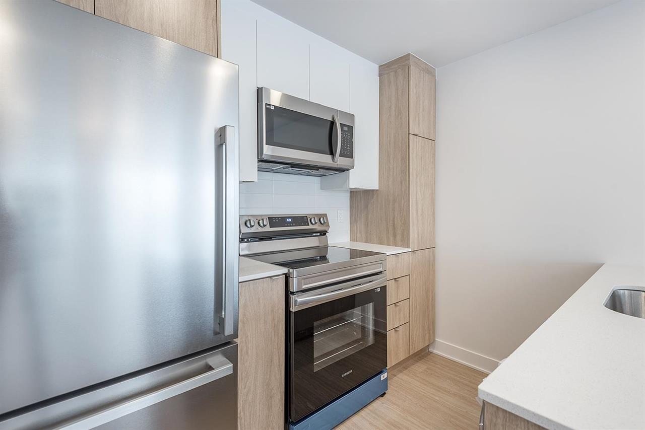 Large 2 Bedroom - 65 Rue William-Macdonald, Lachine