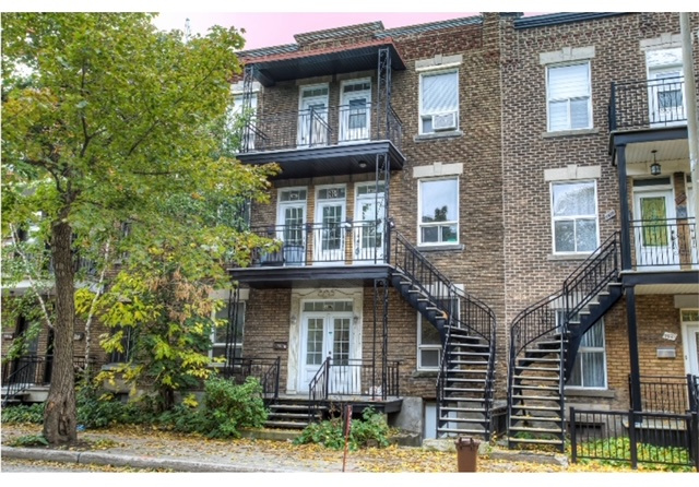 Spacious And Bright 5-plex In Villeray.