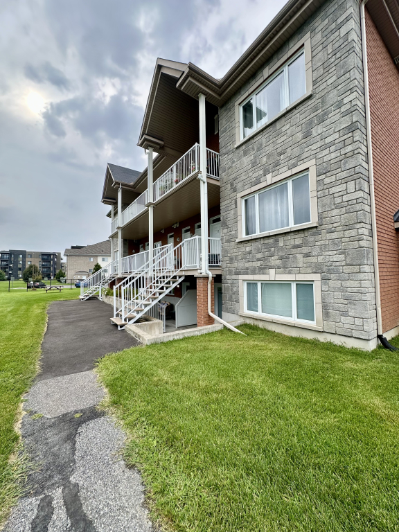 **Condo à Louer – Plateau De La Capitale