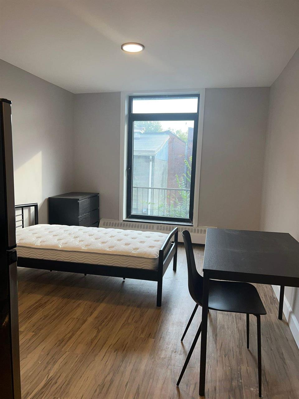 Studio - Montréal - $1,285 /mo