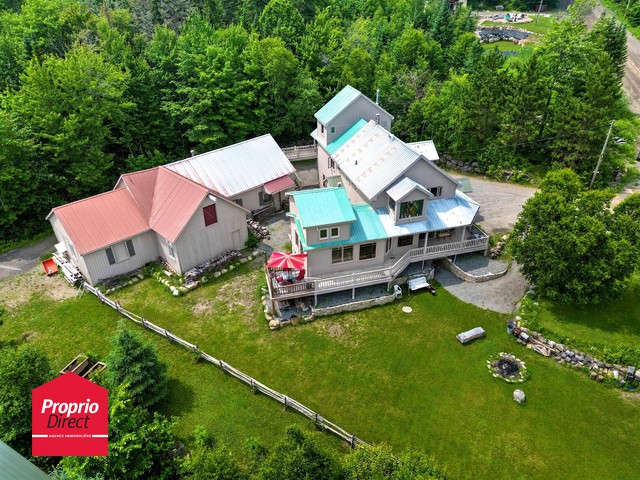 Maison Sainte-Lucie-des-Laurentides À Louer