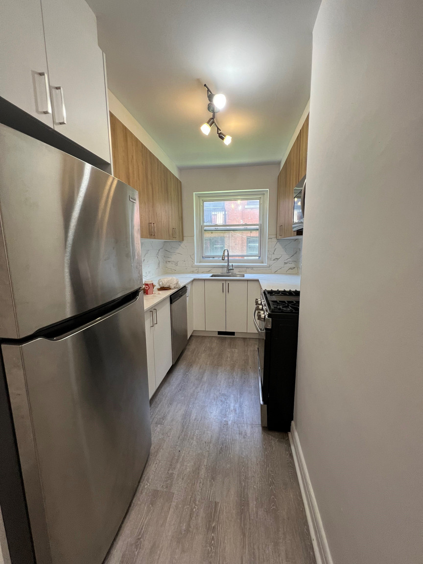 3 - 5821 CHEMIN COTE ST LUC, Montréal