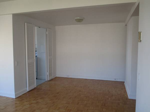 Apartment on 11th floor available in October! (#1106)