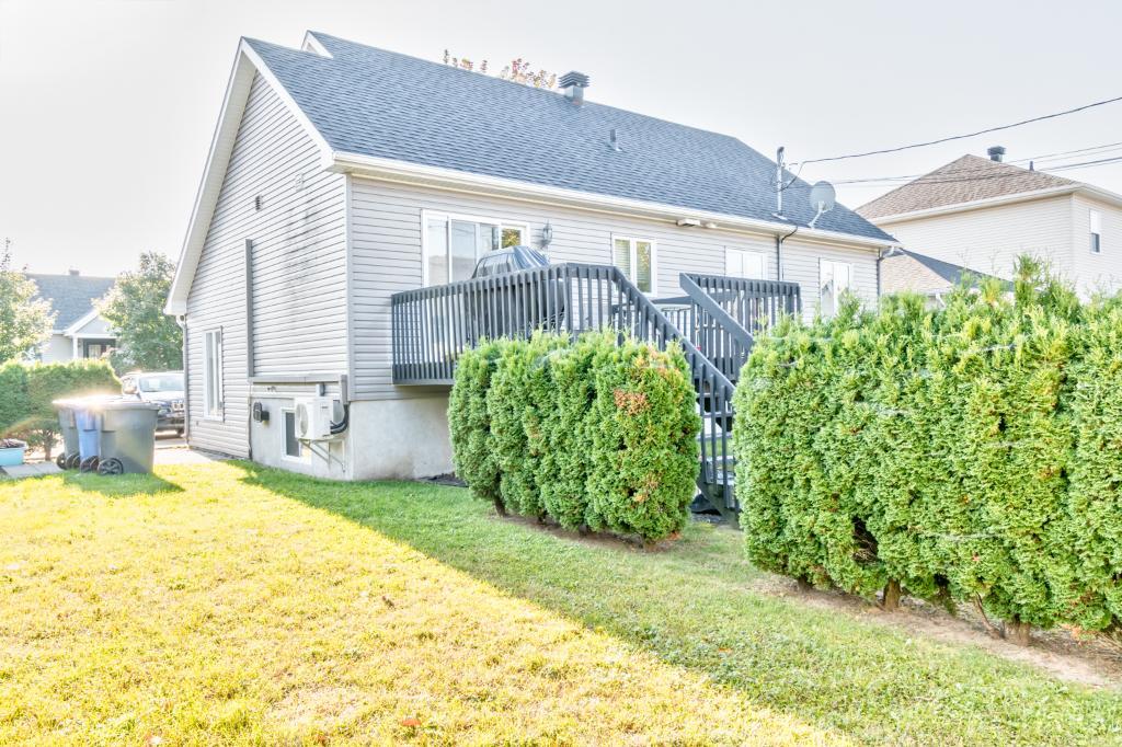 4 ½ Sous-Sol d'une Maison à Louer – Spacieux et Lumineux