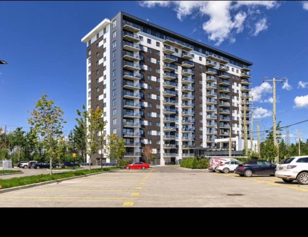 Condo 3 1/2 avec 5 électroménagers à Mirabel