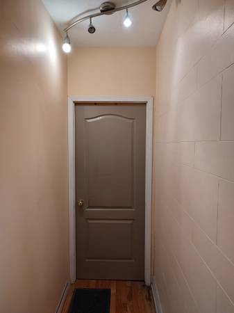 All included, 1 1/2 with internet, near metro!