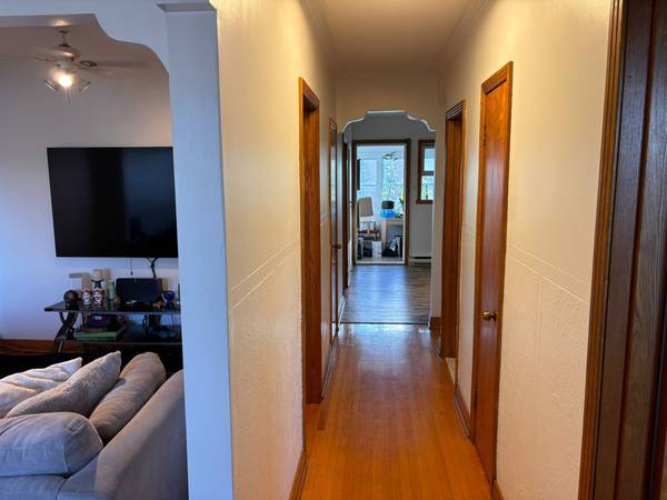 Large and Spacious 2-bedroom Apartment $1590/month