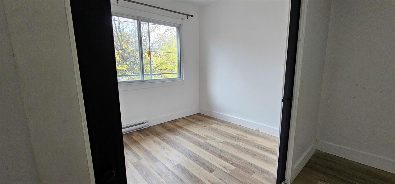 1 CH - 1 SDB - Montréal - $1,275 /mo