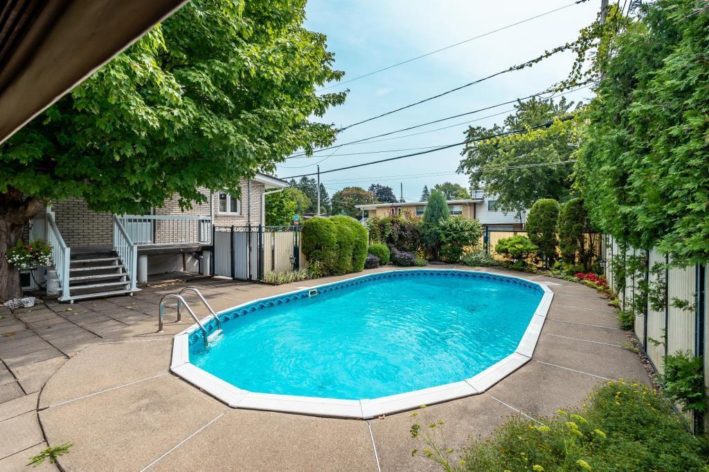 Maison à louer à côté du métro Montmorency de Laval ( Laval-des-Rapides )