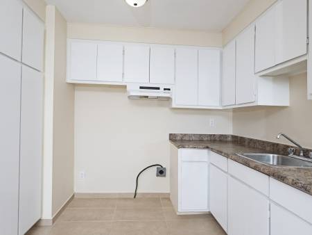 Saguenay-Lac-Saint-Jean – Appartement 4 1/2 à louer près du Cégep de Jonquière