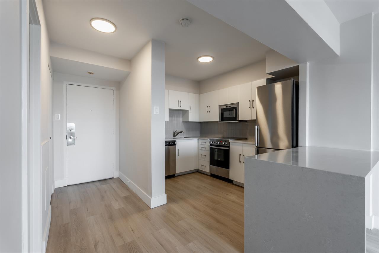 Renovated Studio - Westmount - 5301-5317 Sherbrooke Street West, Montréal