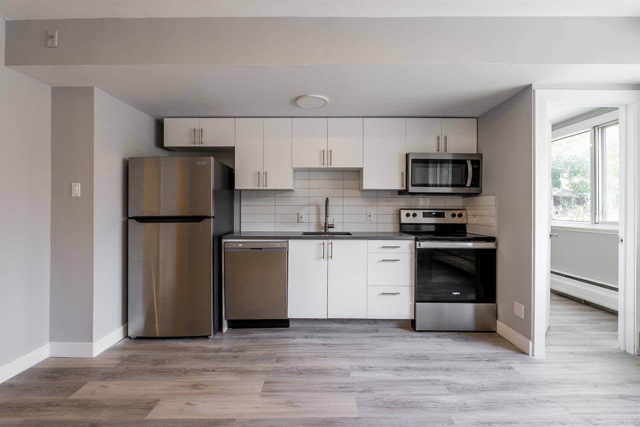 Large Renovated 1 Bedroom Apartment - NDG - 5765 Cote-St-Luc Road, Montréal